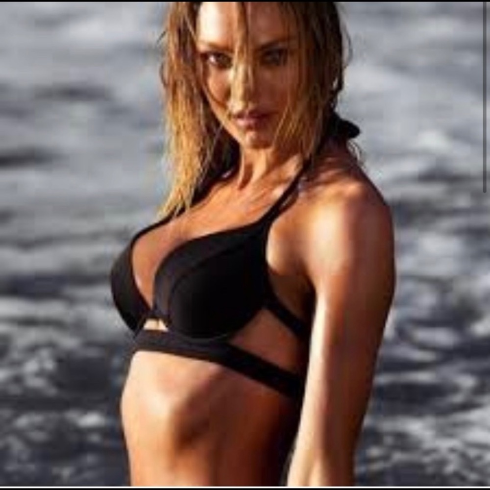 Victoria’s Secret swimsuit set